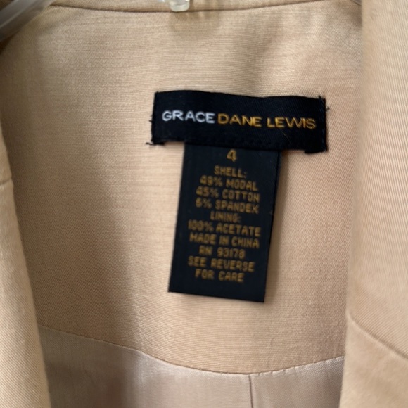 Vintage Camel Blazer - Picture 8 of 11